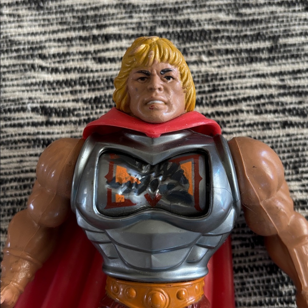 Vintage 1983 Masters Of The Universe He-Man Figure - Picture 2 of 4